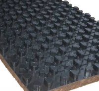 panel-aislante-de-corcho-y-plasticos-reciclados